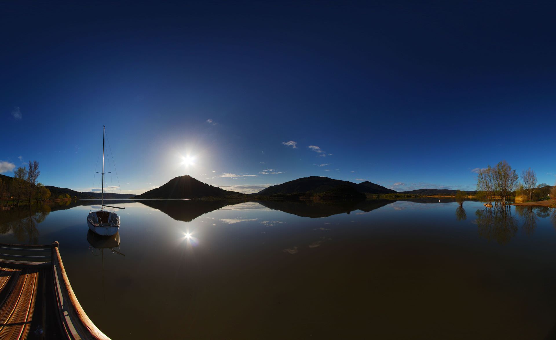 Le Lac du Salagou