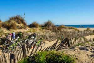 Vélos Plage de Richelieu au Cap d'Agde ©Didier Cavailhes