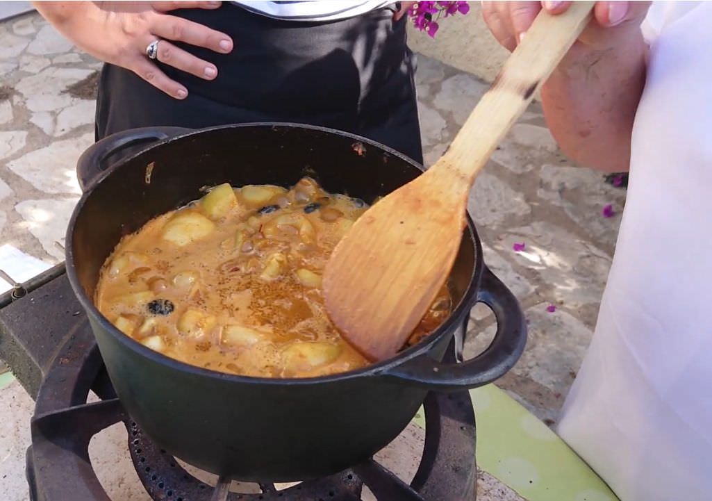 Ragout de Seiche à la Valrassienne avec la Confrérie de la Pignate de Valras