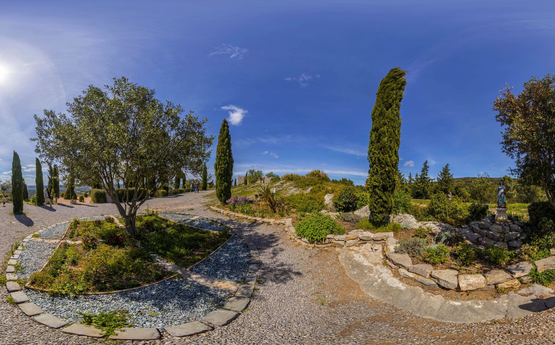 Les jardins de St-Felix de Montceau