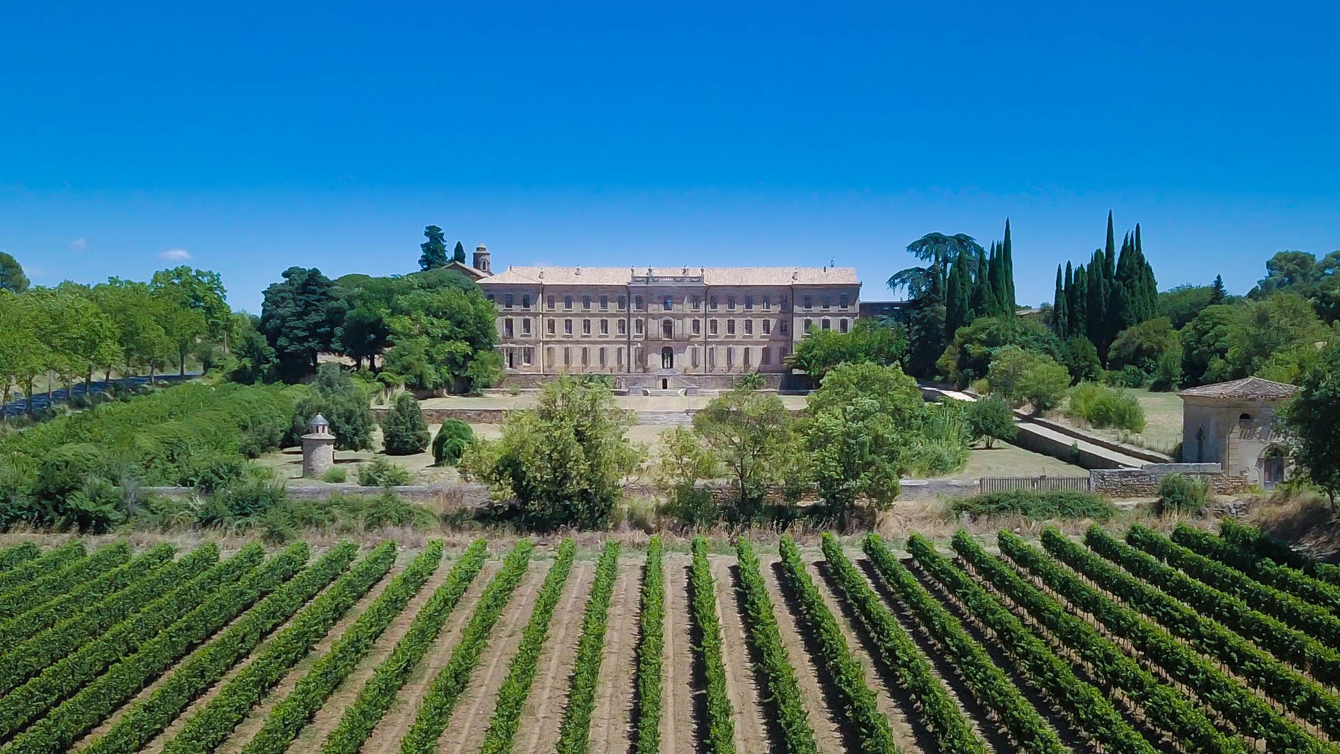 Le Chateau-Abbaye de Cassan