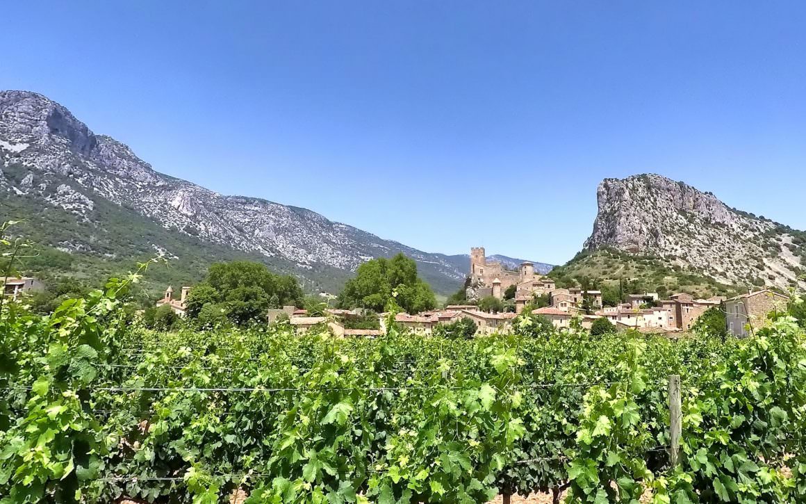 Saint-Jean-de-Bueges_village_-_E-Brendle
