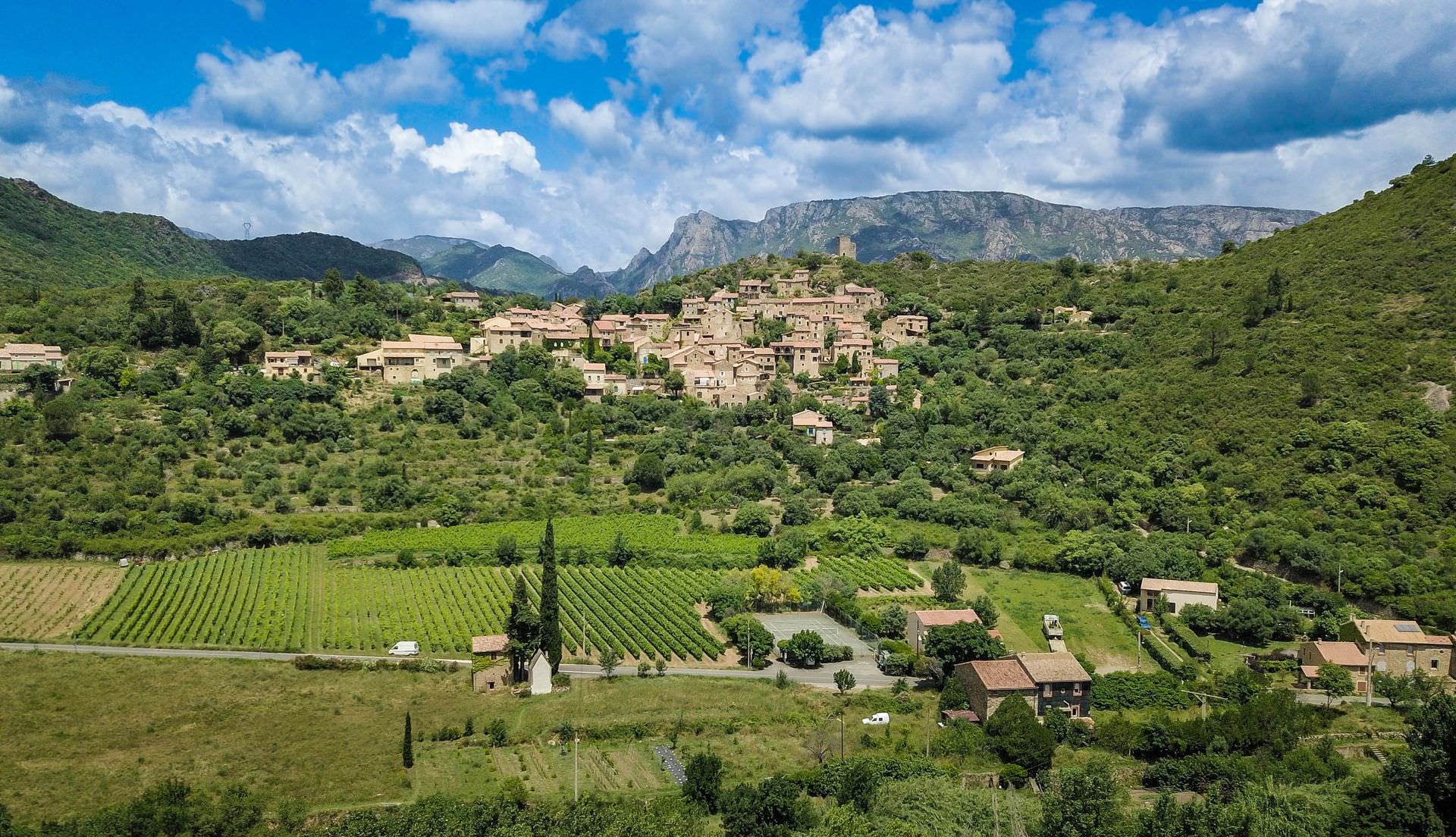 Panorama sur Vieussan et le Caroux