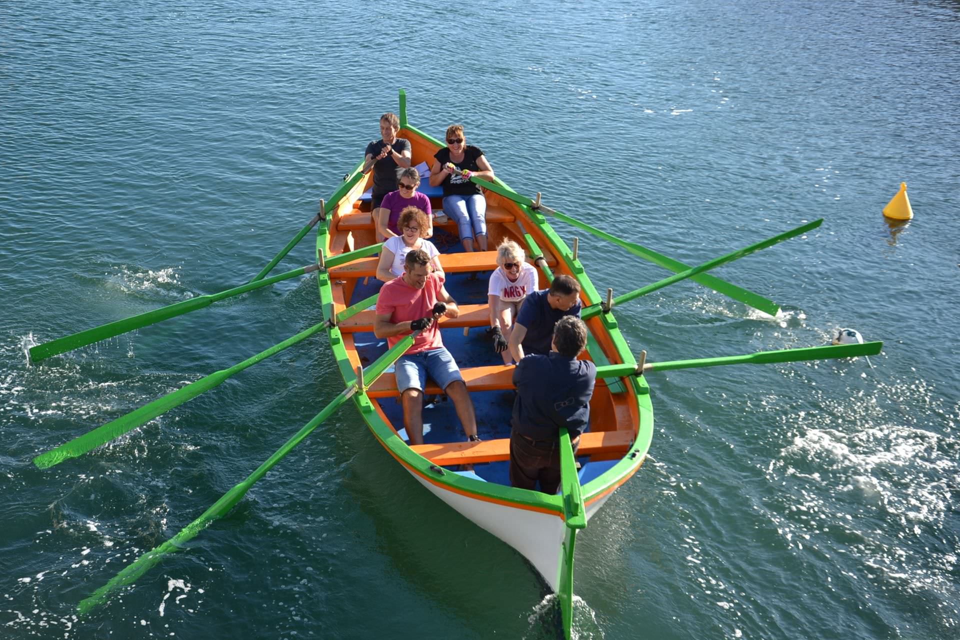 Rame traditionnelle à Sète entre copains