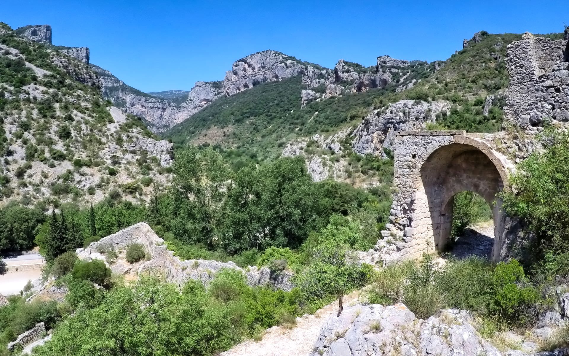 Sur les hauteurs de St-Guilhem le Désert