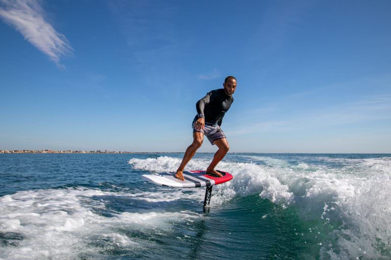 Séance de wakefoil avec Seb Garat © Seb Garat - Ride Academy Séance d'efoil avec Seb Garat de la Ride Academy