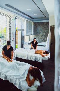 Séance bien-être massage en couple au Domaine de Verchant