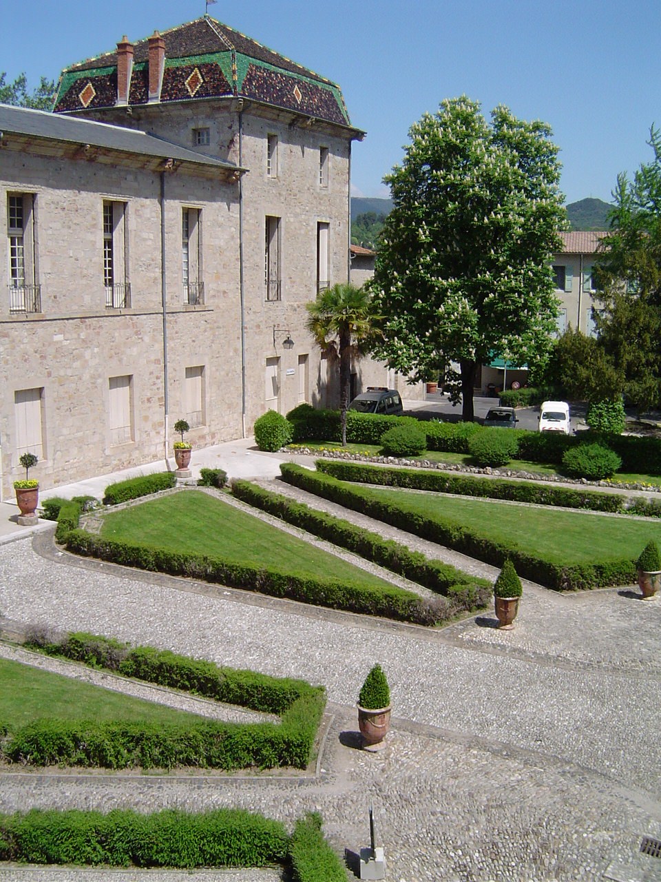 Lodève, Ancien Palais Episcopal