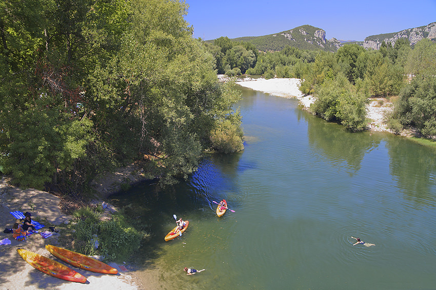 Canoë dans les gorges de l'Hérault à St Bauzille du Putois