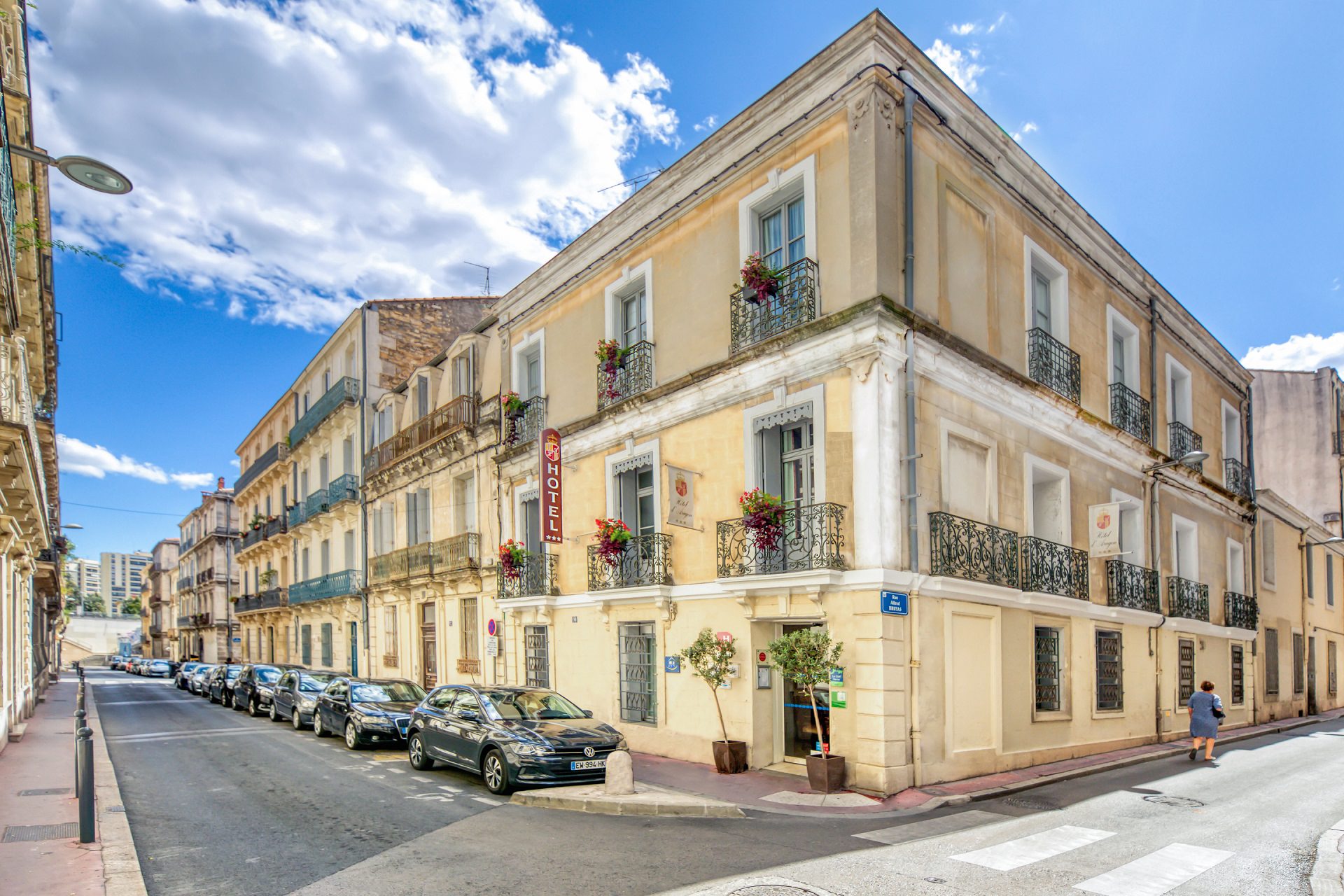 Façade de l'hôtel Aragon