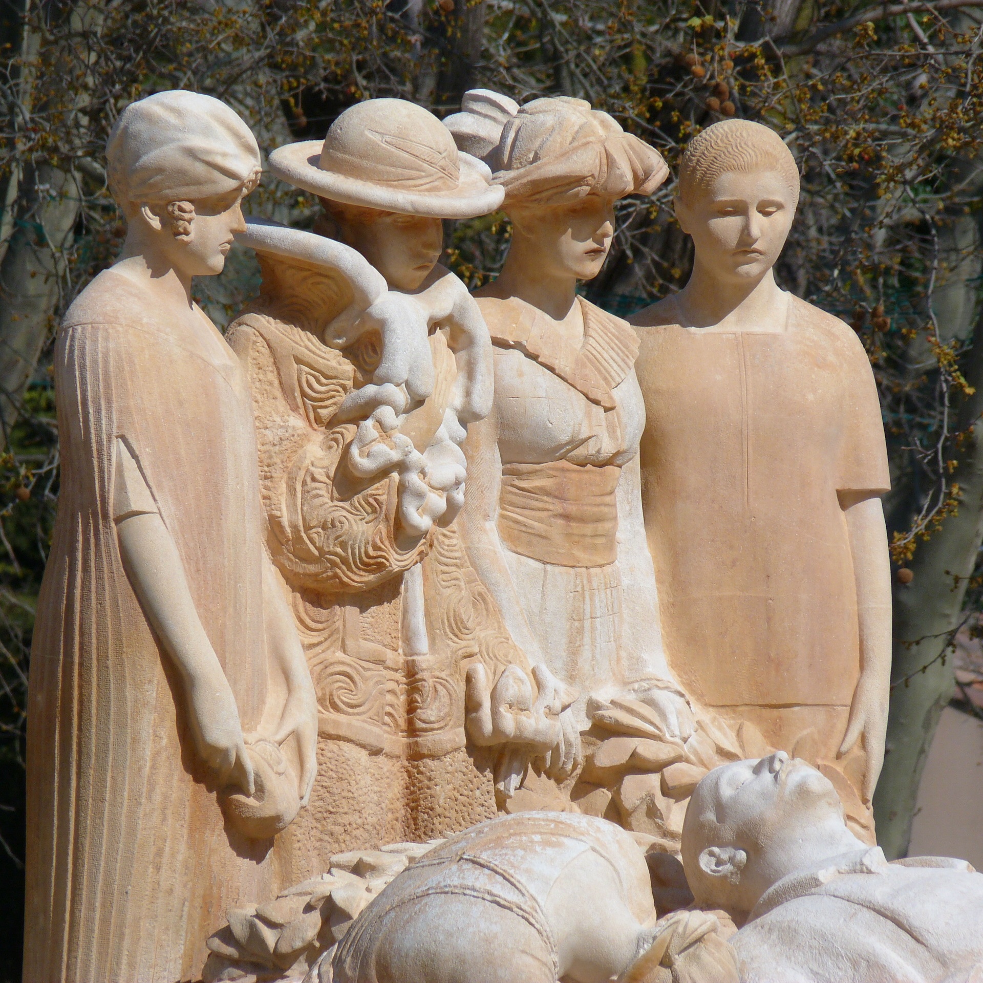 Lodève, Sculpture Monuments aux morts, Paul Daradé