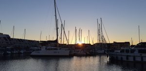 Port de Carnon au coucher de soleil