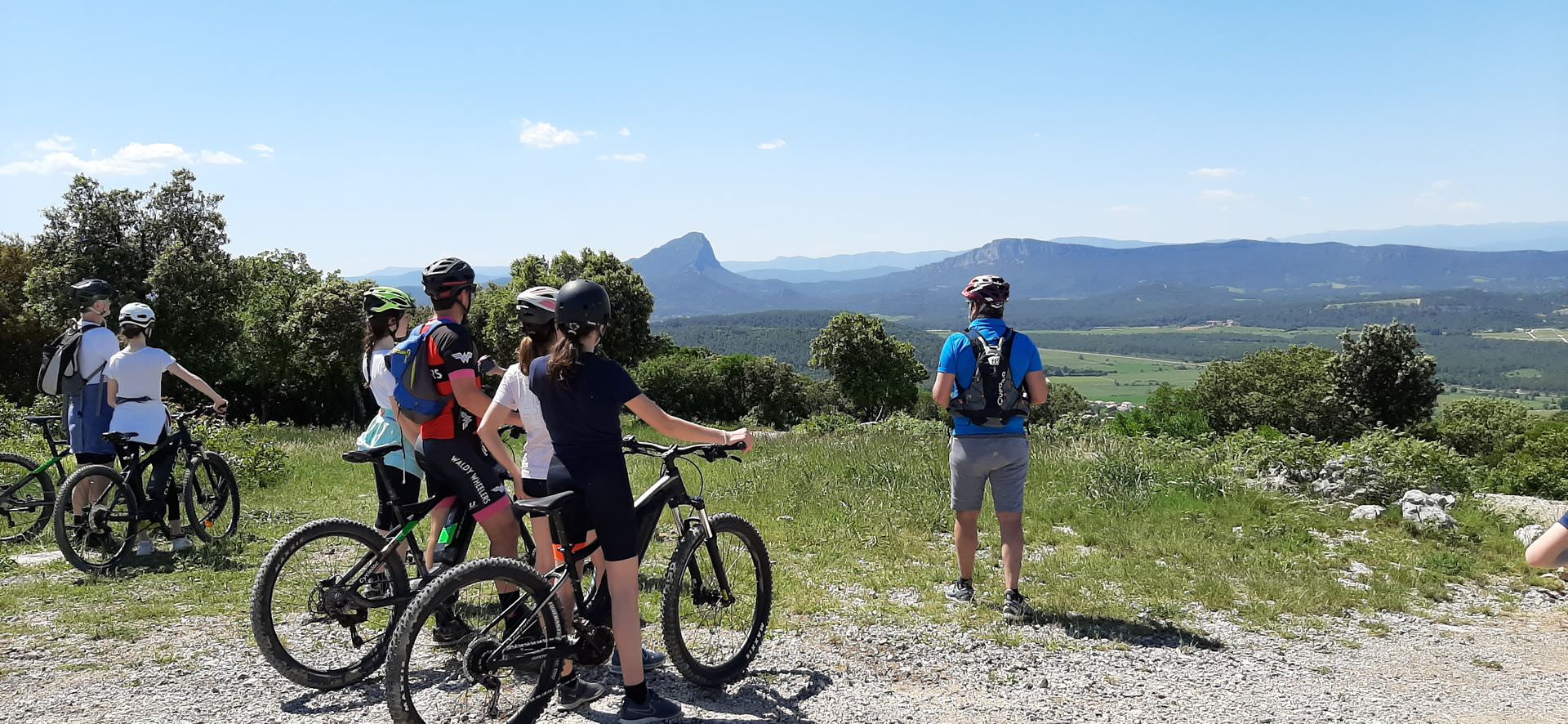 Sortie VTT avec vue sur le Pic St Loup avec Sebecobike