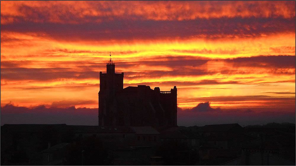 La Collégiale St-Etienne de Capestang au coucher du soleil