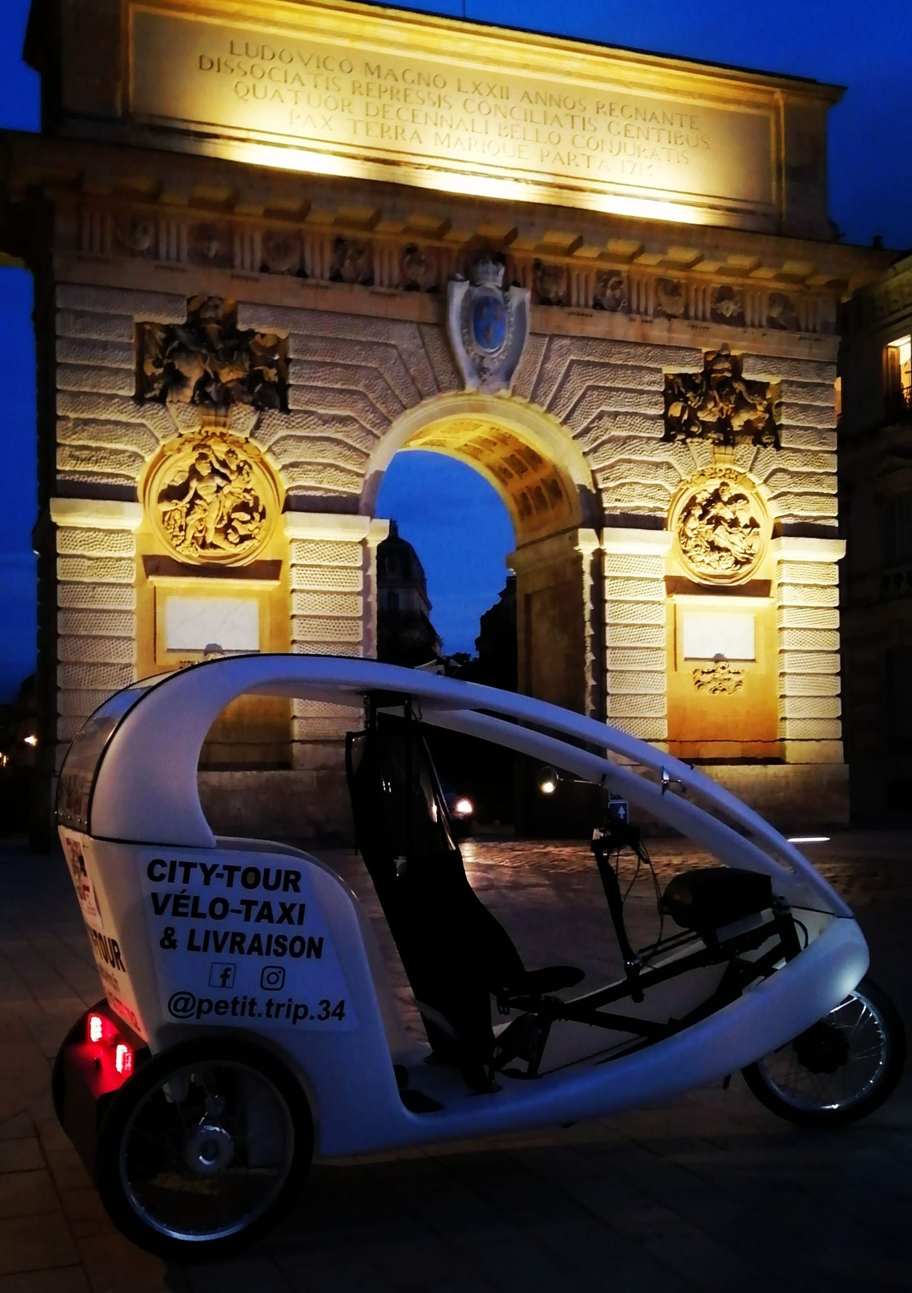 Circuit en vélo-taxi dans Montpellier avec Petit Trip en solo, couple ou famille