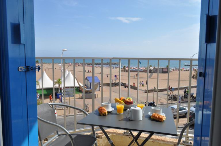Vue d'une chambre de l'Hôtel de la Mer à Valras Plage