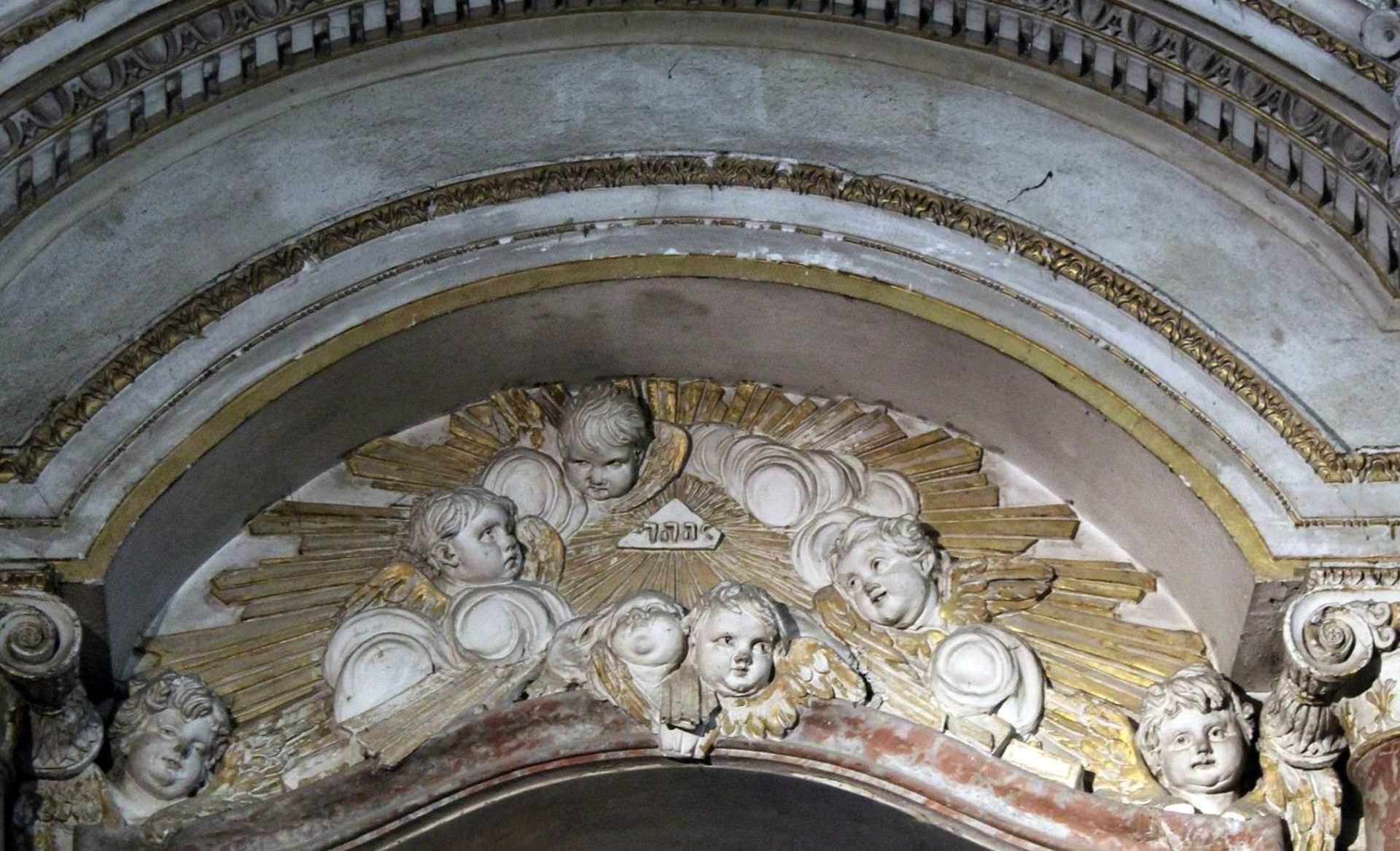 Tétragramme dans la cathédrale Saint Nazaire de Béziers