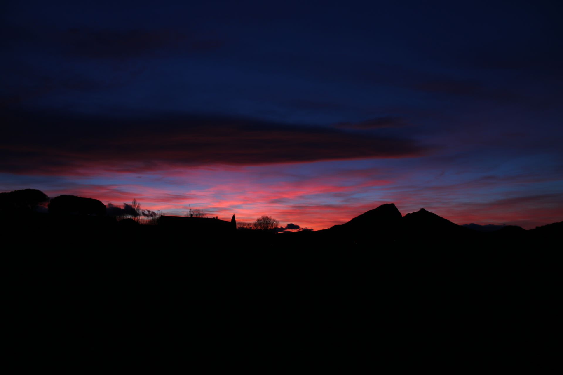 Coucher de soleil en Terres de Garrigues et du Pic Saint-Loup