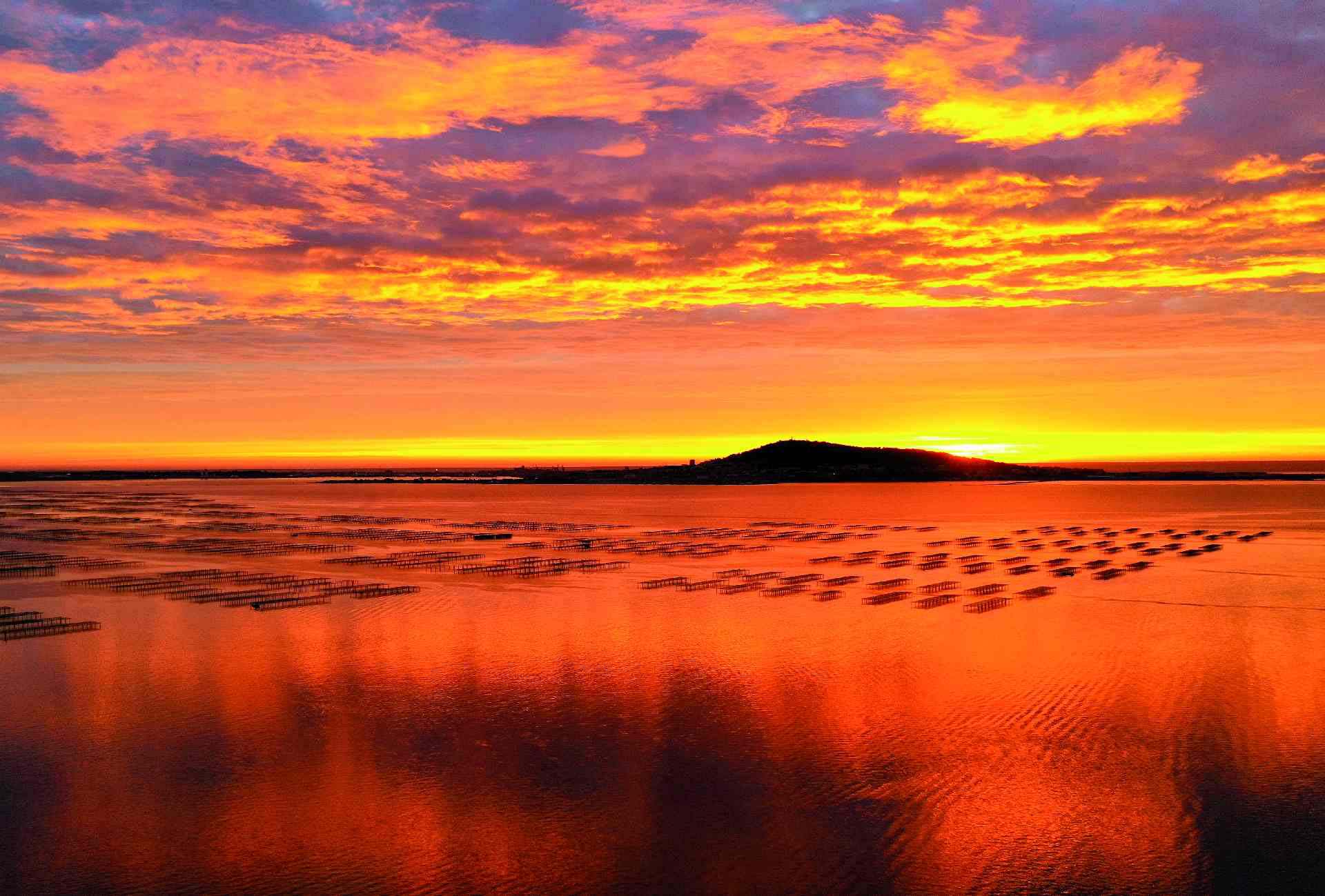 Coucher de soleil sur l'étang de Thau