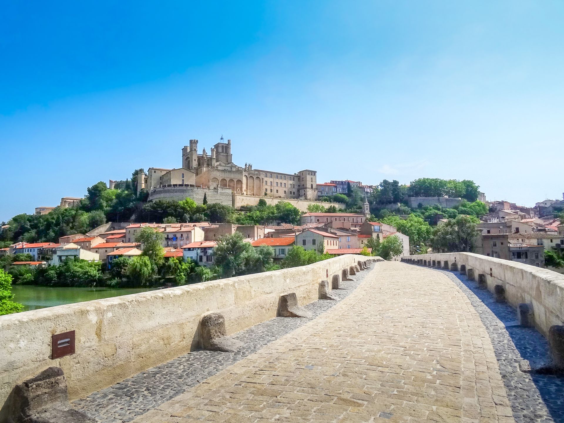 Cathédrale Saint-Nazaire à Béziers © Murielle Sanz Cathédrale Saint-Nazaire à Béziers