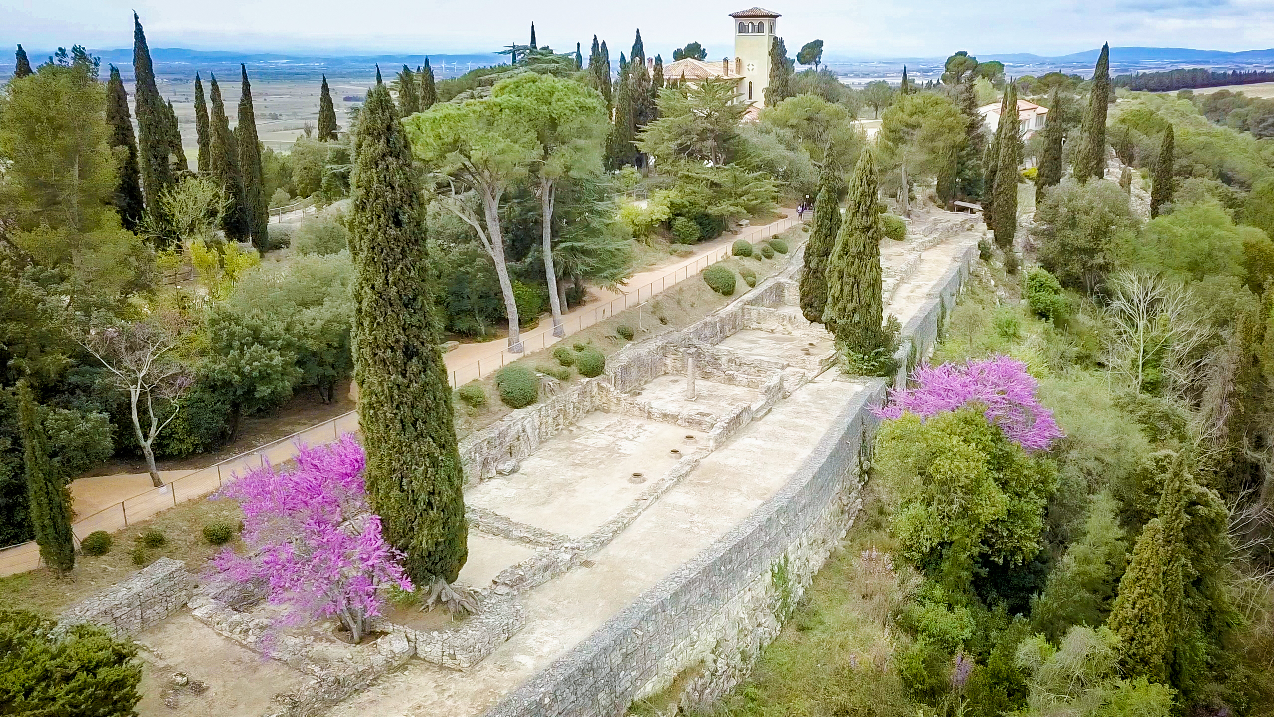 Oppidum d'Ensérune © E.Brendle Oppidum d'Ensérune © E.Brendle