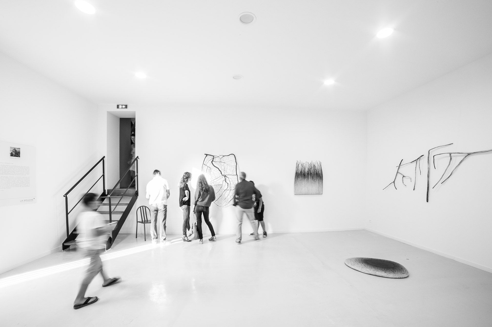 Salle d'exposition au lieu d'art contemporain, La Mouche, à Béziers