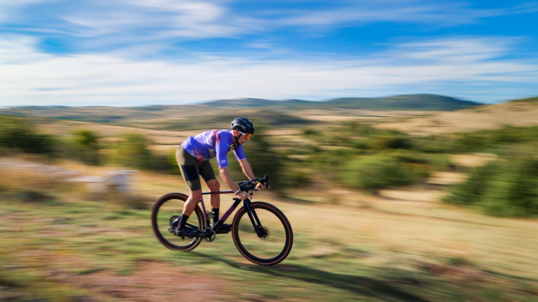 En gravel sur le Larzac, sur Passa Meridia © Eric Brendle