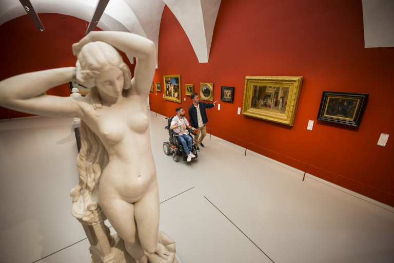 Deux amis en visite au Musée Fabre de Montpellier
