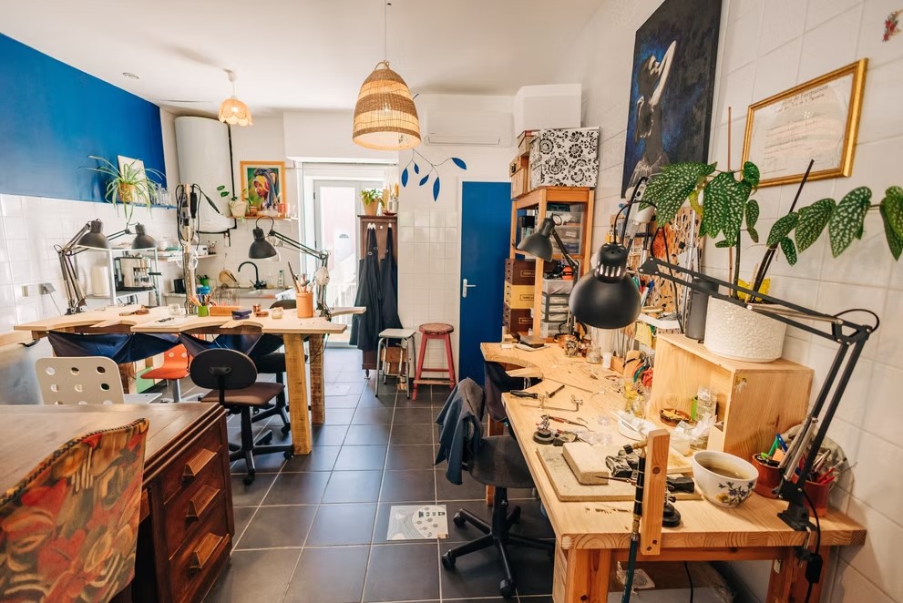 Atelier de création de bijoux avec Sourire au vent à Maureilhan