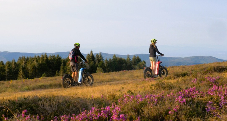 Trottinette électrique tout-terrain en Haut-Languedoc