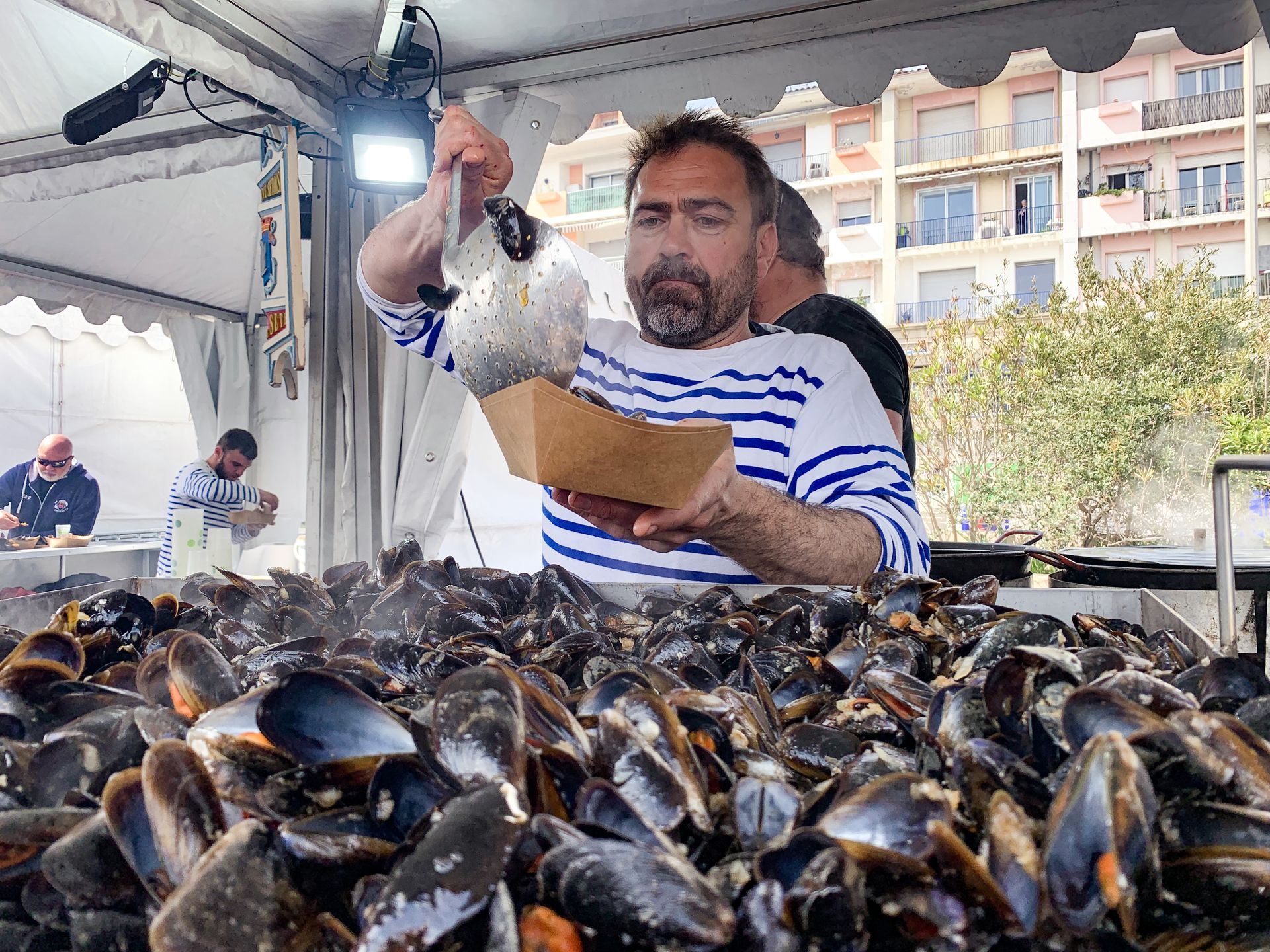 Stand de brasucade à Escale à Sète