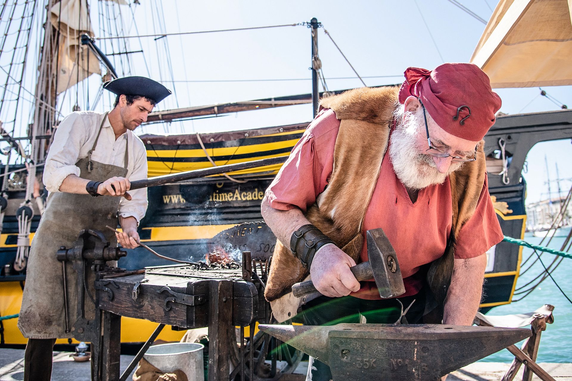 Artisans sur un voilier d'Escale à Sète