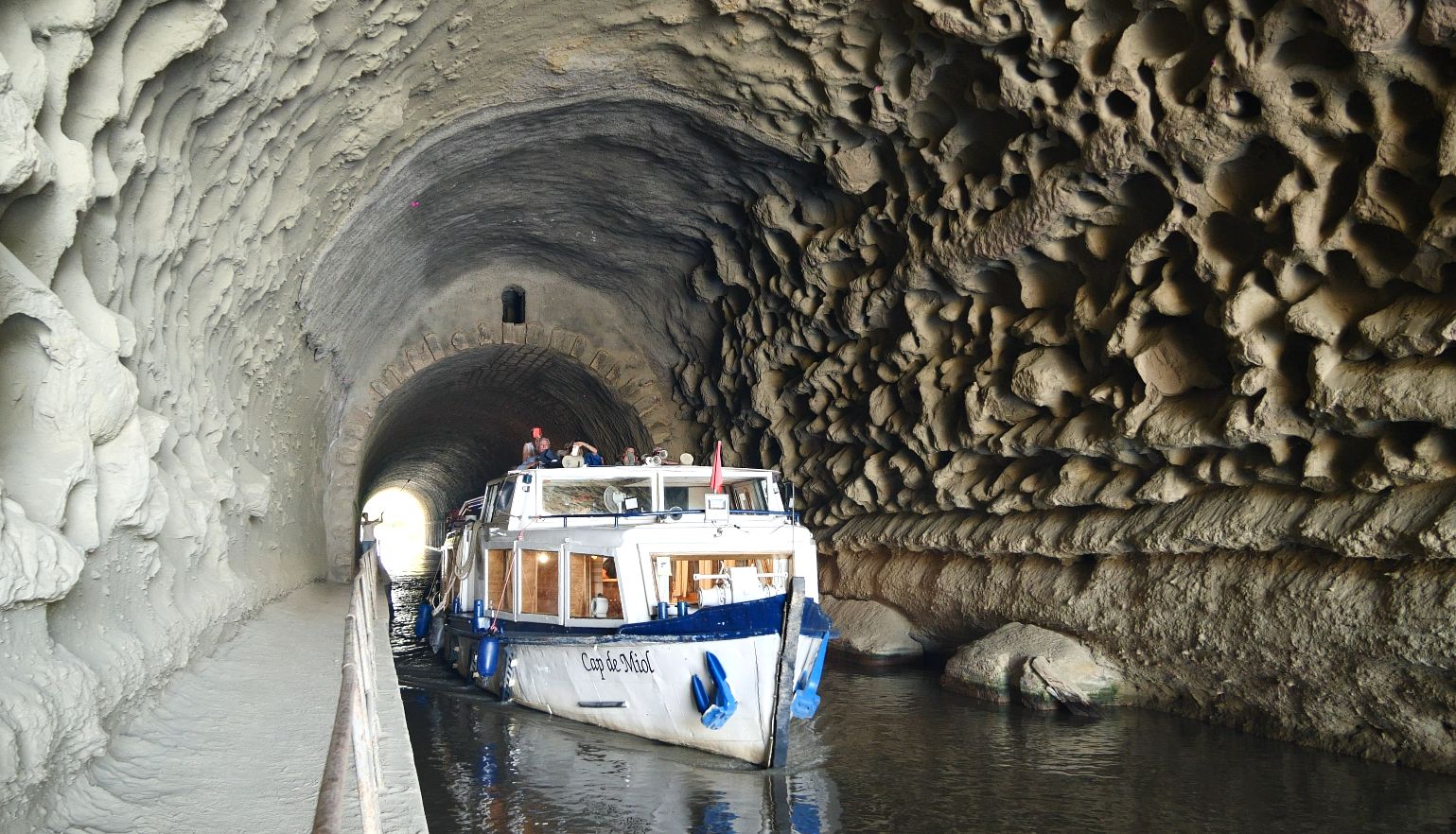 Croisière sur le Canal du Midi © Bateaux du Midi