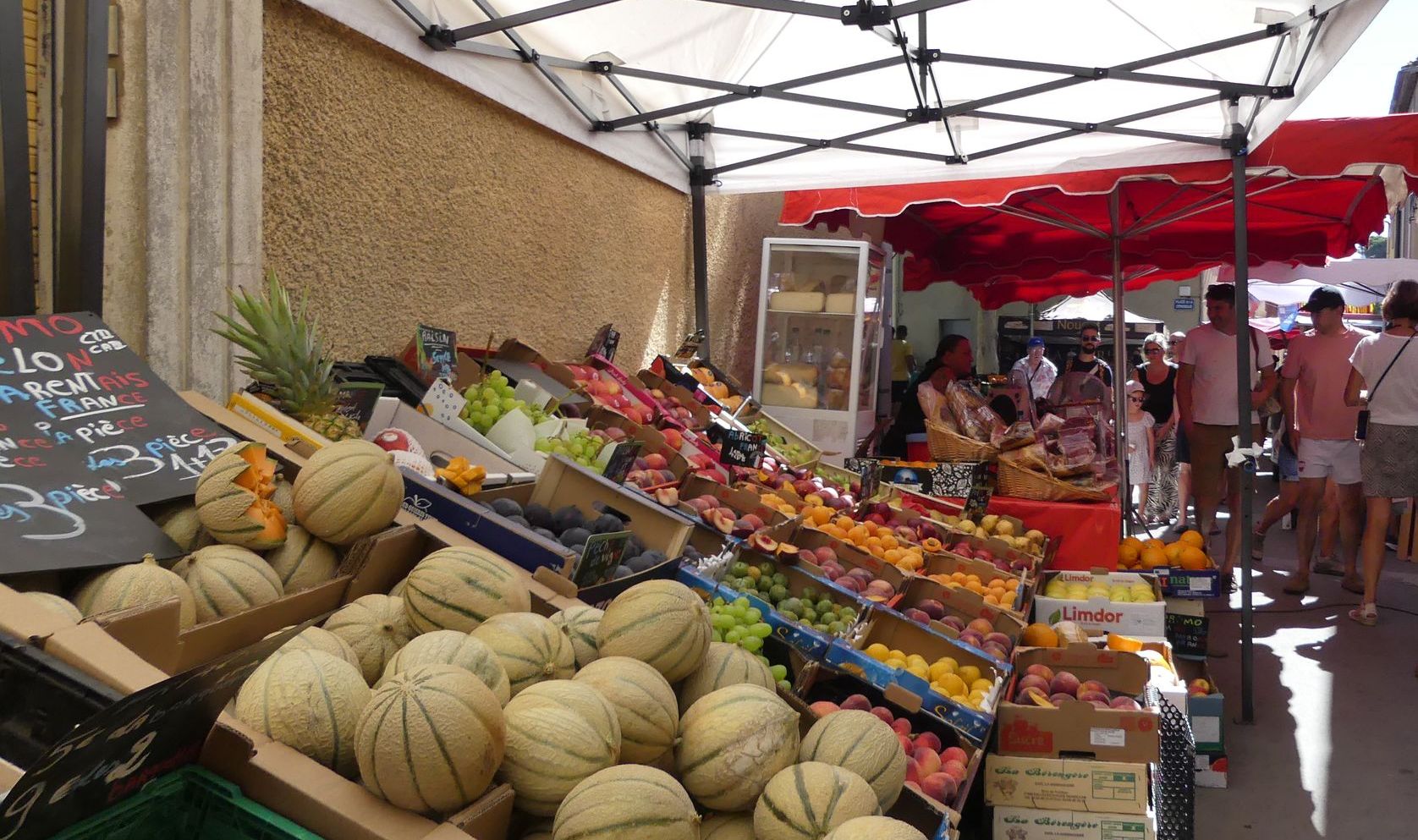 Marché d'Olonzac dans le Minervois
