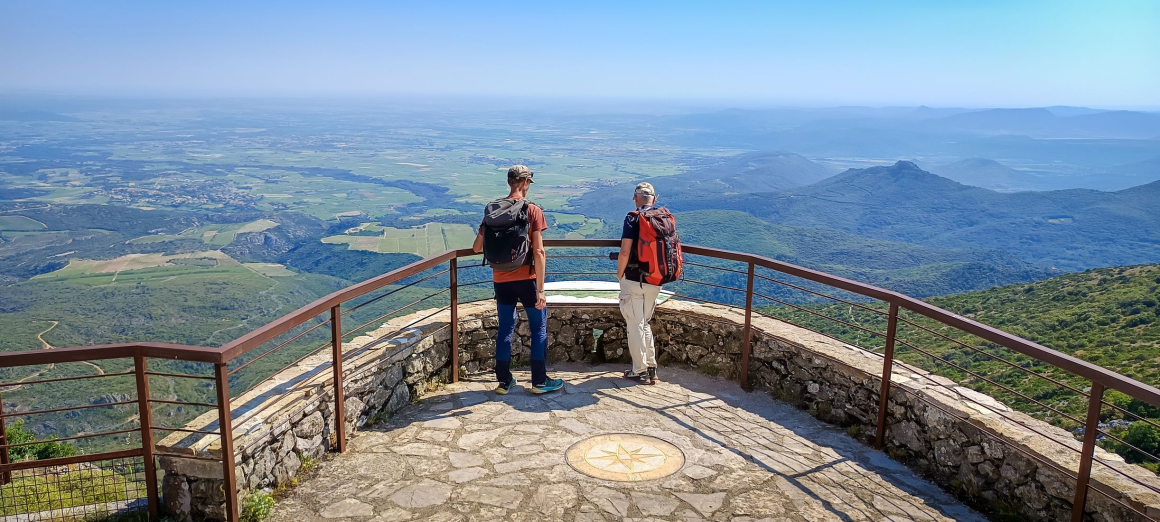 Randonneurs au Mont St-Baudille